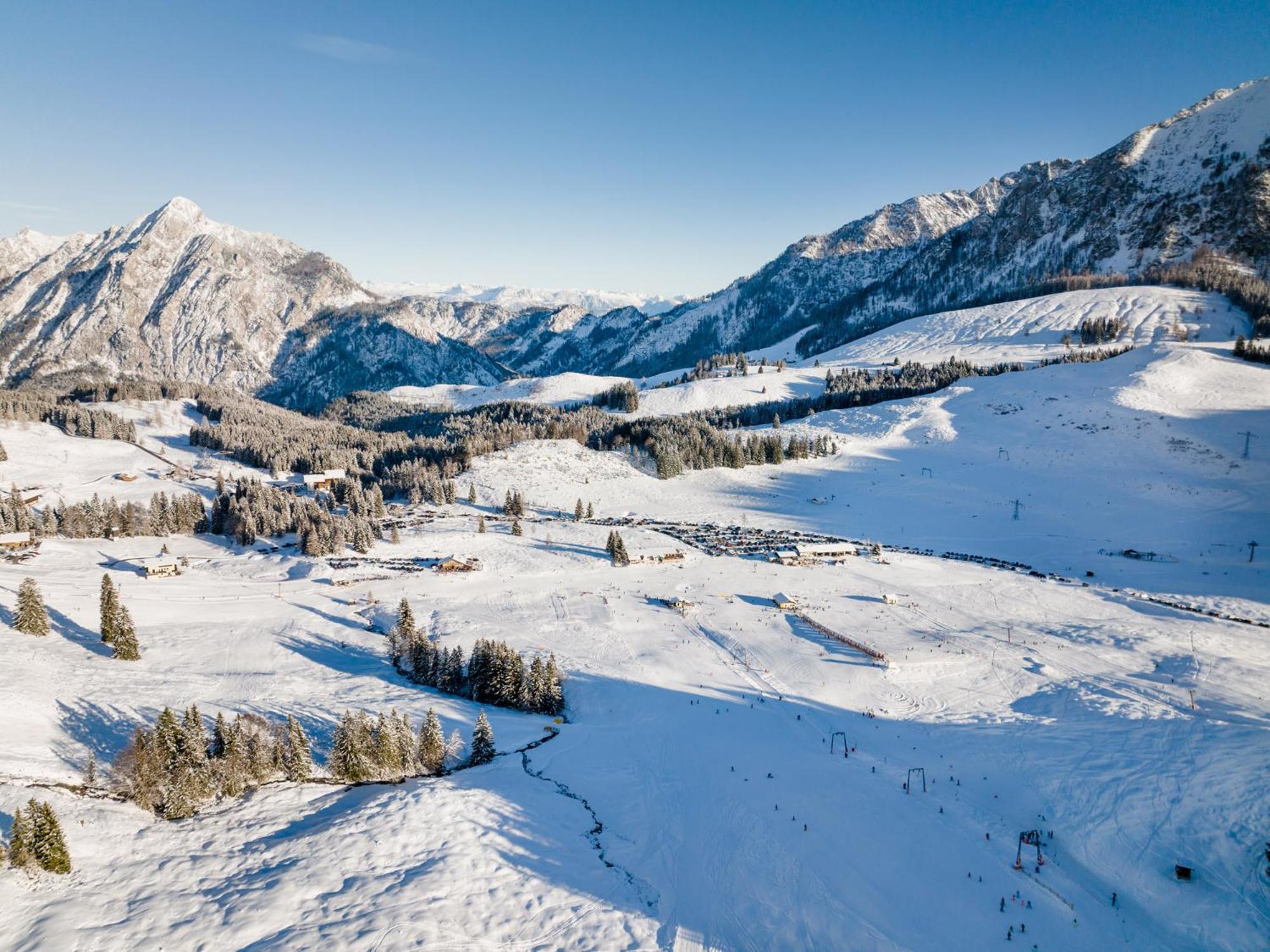 ストローブルAlpenoaseアパートメント エクステリア 写真